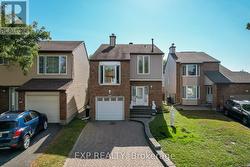 836 TORSA COURT  Ottawa, ON K2B 8P9