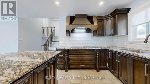 349 Enfield Road, Burlington, ON - Indoor Photo Showing Kitchen With Upgraded Kitchen