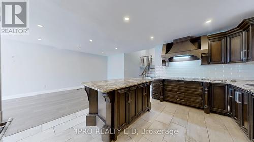 349 Enfield Road, Burlington, ON - Indoor Photo Showing Kitchen With Upgraded Kitchen