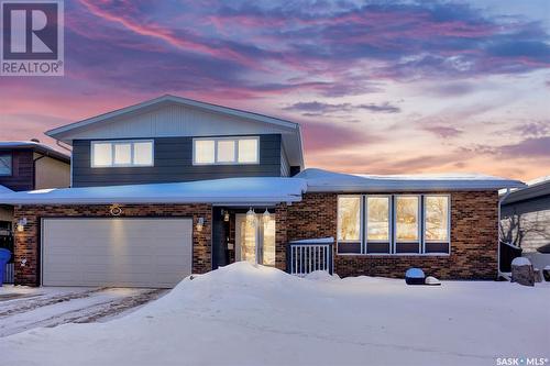 330 Dalgliesh Drive, Regina, SK - Outdoor