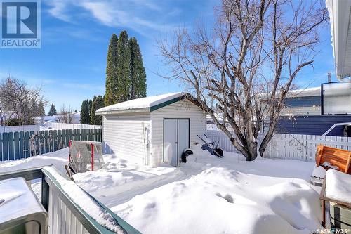 330 Dalgliesh Drive, Regina, SK - Outdoor