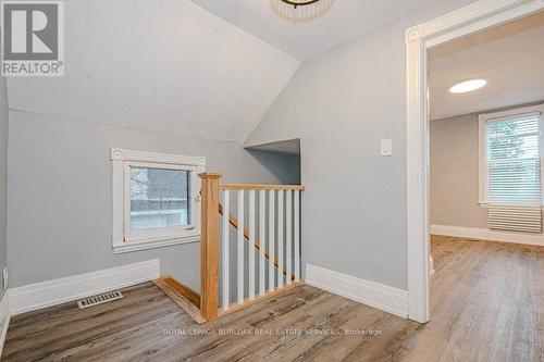 574 Clark Avenue, Burlington, ON - Indoor Photo Showing Other Room