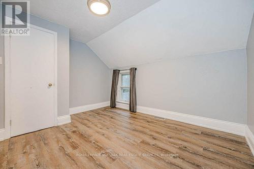 574 Clark Avenue, Burlington, ON - Indoor Photo Showing Other Room