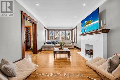 77 Proctor Boulevard, Hamilton, ON - Indoor Photo Showing Living Room With Fireplace