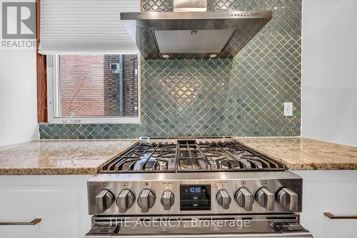 77 Proctor Boulevard, Hamilton, ON -  Photo Showing Kitchen