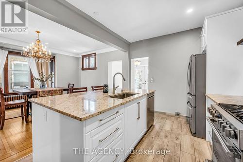 77 Proctor Boulevard, Hamilton, ON - Indoor Photo Showing Kitchen With Upgraded Kitchen