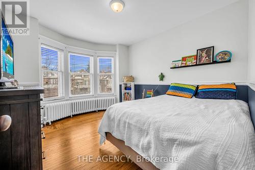 77 Proctor Boulevard, Hamilton, ON - Indoor Photo Showing Bedroom