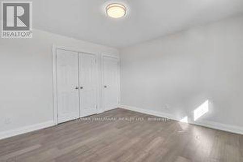 4281 Creeks End, Mississauga, ON - Indoor Photo Showing Other Room