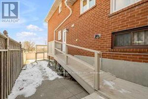 4281 Creeks End, Mississauga, ON -  With Exterior