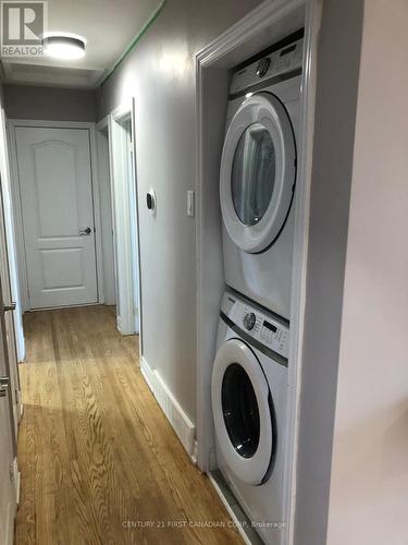 67 Sunray Avenue, London, ON - Indoor Photo Showing Laundry Room