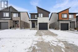 2014 CLAYRIDGE WAY  London, ON N6G 0V3