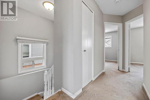 2483 Whittaker Drive, Burlington, ON - Indoor Photo Showing Other Room