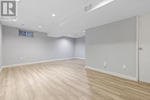 2483 Whittaker Drive, Burlington, ON - Indoor Photo Showing Other Room