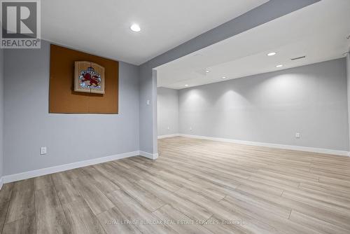 2483 Whittaker Drive, Burlington, ON - Indoor Photo Showing Other Room