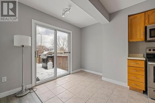 2483 Whittaker Drive, Burlington, ON - Indoor