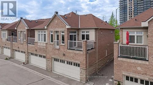 2032 Lakeshore Road W, Mississauga, ON - Outdoor With Facade