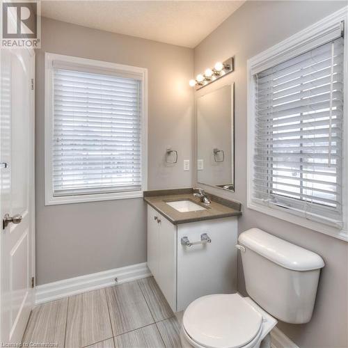 51 Meadowridge Street, Kitchener, ON - Indoor Photo Showing Bathroom