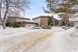 210 730A Heritage LANE  Saskatoon, SK S7H 5M6