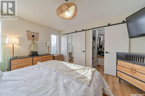 1707 Clive Bay E, Regina, SK - Indoor Photo Showing Bedroom