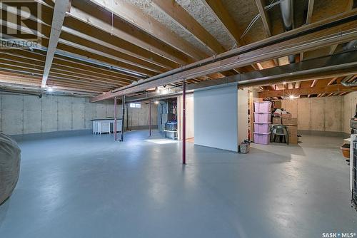 1707 Clive Bay E, Regina, SK - Indoor Photo Showing Basement