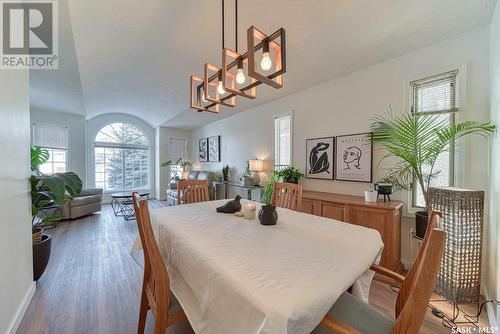 1707 Clive Bay E, Regina, SK - Indoor Photo Showing Dining Room