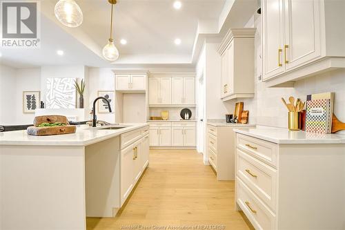 95 Mulberry Court, Amherstburg, ON - Indoor Photo Showing Kitchen