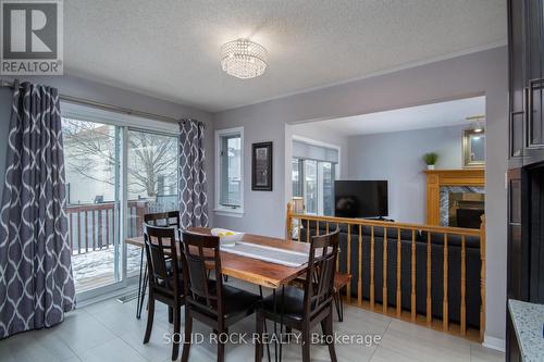 17 Hunterswood Crescent, Ottawa, ON - Indoor Photo Showing Dining Room