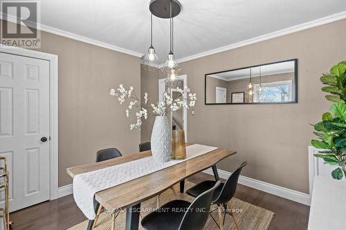 377 East 16Th Street, Hamilton, ON - Indoor Photo Showing Dining Room