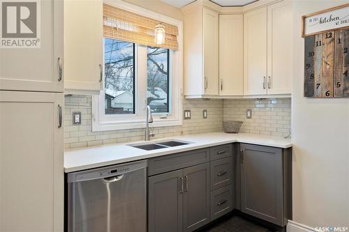 1208 Cairns Avenue, Saskatoon, SK - Indoor Photo Showing Kitchen With Double Sink