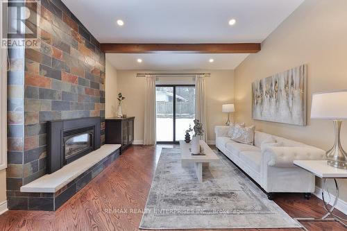 438 Temagami Crescent, Mississauga, ON - Indoor Photo Showing Living Room With Fireplace