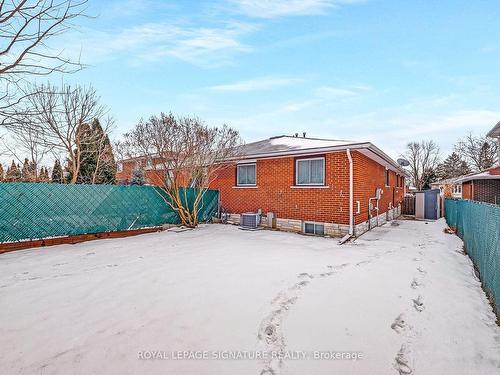 3289 Klaiman Dr, Mississauga, ON - Outdoor