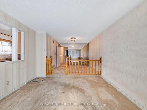 3289 Klaiman Dr, Mississauga, ON - Indoor Photo Showing Other Room