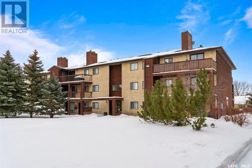 305 35 Alport Crescent, Regina, SK - Outdoor With Balcony With Facade