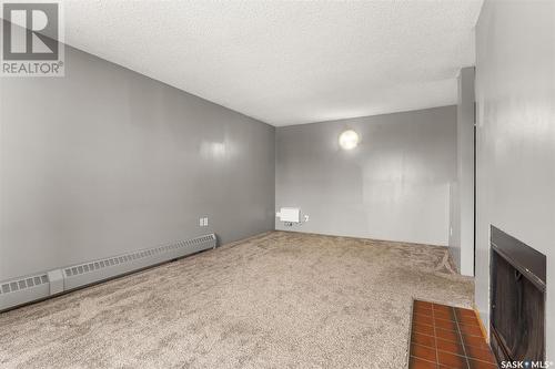 305 35 Alport Crescent, Regina, SK - Indoor Photo Showing Other Room