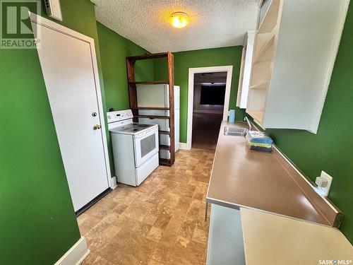 720 Dufferin Avenue, Saskatoon, SK - Indoor Photo Showing Laundry Room