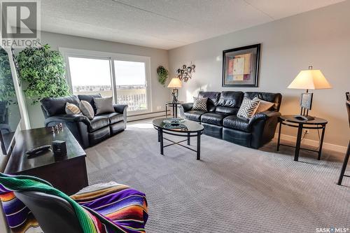 908 3520 Hillsdale Street, Regina, SK - Indoor Photo Showing Living Room