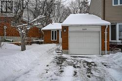 1039 BARWELL AVENUE  Ottawa, ON K2B 8H4