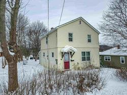 98 Brookland Street  Antigonish, NS B2G 1V9