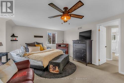 82 Rymal Road E, Hamilton, ON - Indoor Photo Showing Bedroom