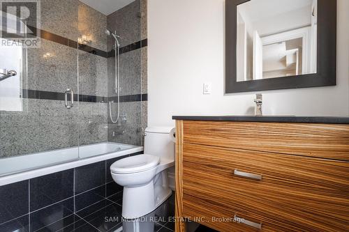 1502 Gregwood Road, Mississauga, ON - Indoor Photo Showing Bathroom