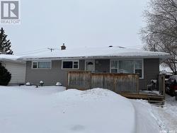 59 Yarnton CRESCENT  Regina, SK S4R 4A1