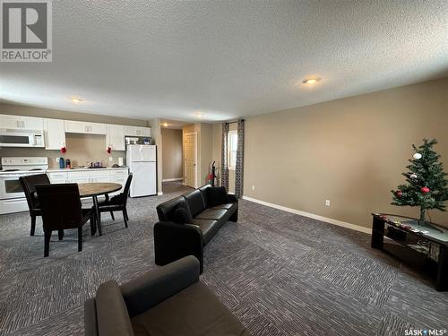 104 2Nd Avenue W, Biggar, SK 