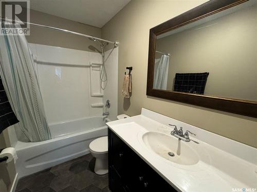 104 2Nd Avenue W, Biggar, SK 