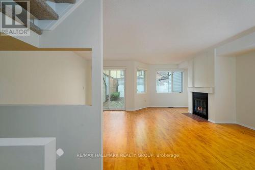 273 Bruyere Street, Ottawa, ON - Indoor With Fireplace