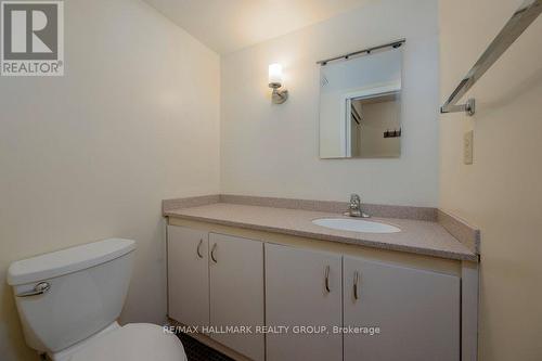 273 Bruyere Street, Ottawa, ON - Indoor Photo Showing Bathroom