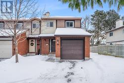 98 CLARKSON CRESCENT  Ottawa, ON K2L 4C6