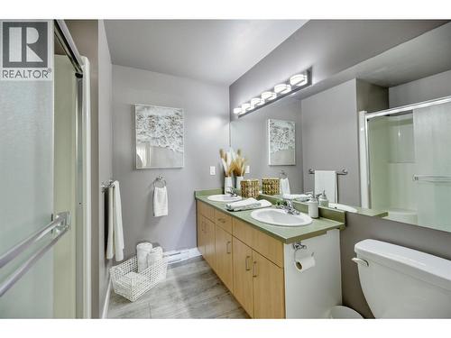 7600 Cottonwood Drive Unit# 3, Osoyoos, BC - Indoor Photo Showing Bathroom