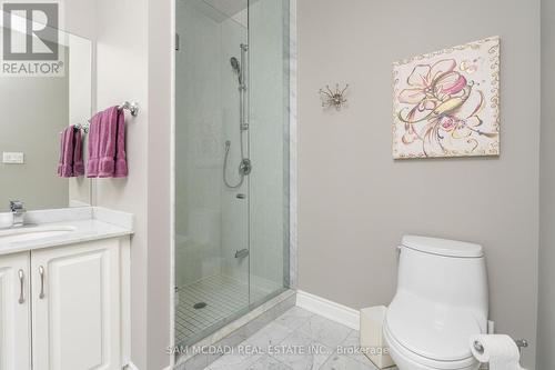 29 Premium Way, Mississauga, ON - Indoor Photo Showing Bathroom