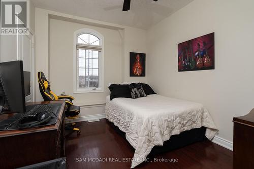 29 Premium Way, Mississauga, ON - Indoor Photo Showing Bedroom