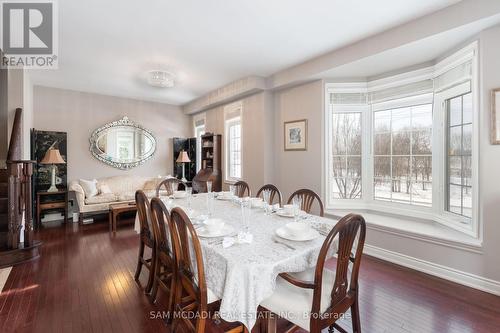 29 Premium Way, Mississauga, ON - Indoor Photo Showing Dining Room